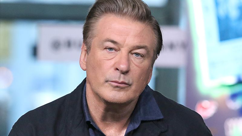 Alec Baldwin va deveni tată pentru a opta oară
