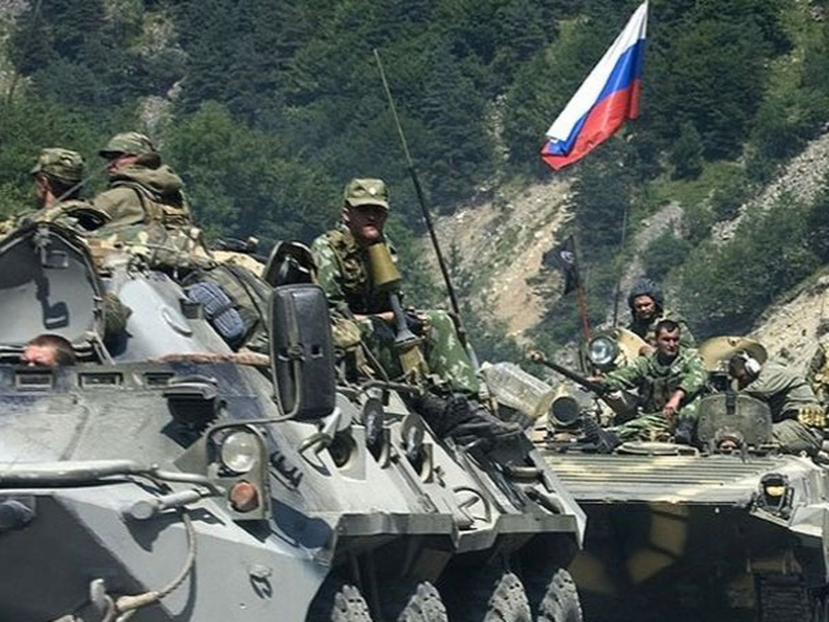 Discuție dintre un militar rus și soția sa, interceptată de Serviciile Secrete. Ce i-a spus femeia după ce soldatul a furat dintr-o casă din Ucraina: „Trebuia să iei un costum sport frumos” 