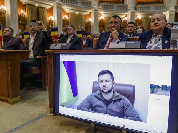 VIDEO: Volodimir Zelenski, discurs istoric &icirc;n Parlamentul Rom&acirc;niei! Liderul Kievului a vorbit despre Nicolae Ceaușescu: &bdquo;Era o persoană inadecvată&rdquo;