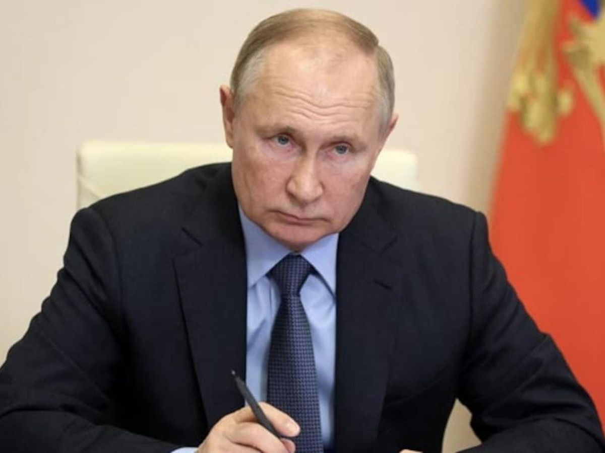 Dimineața Nebună. Vladimir Putin are mai multe case. Matinalul Mishu: „Oare e cu impozitul la zi?” 