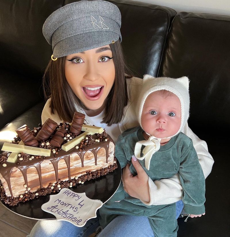 Nicole Cherry a oferit noi detalii despre botezul fiicei sale, Anastasia.