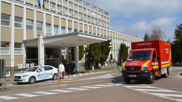 Dimineața Nebună. Autopsierii de la spitalul din Suceava, trimiși în judecată pentru luare de mită. Audio