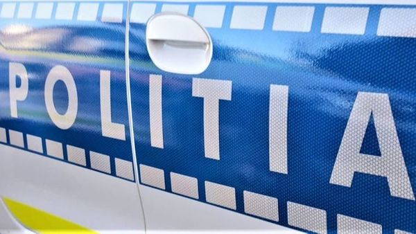 Dimineața Nebună. Un poliţist din Cluj, reţinut după ce a fost prins la furat într-un magazin! Agentul nu e la prima abatere disciplinară