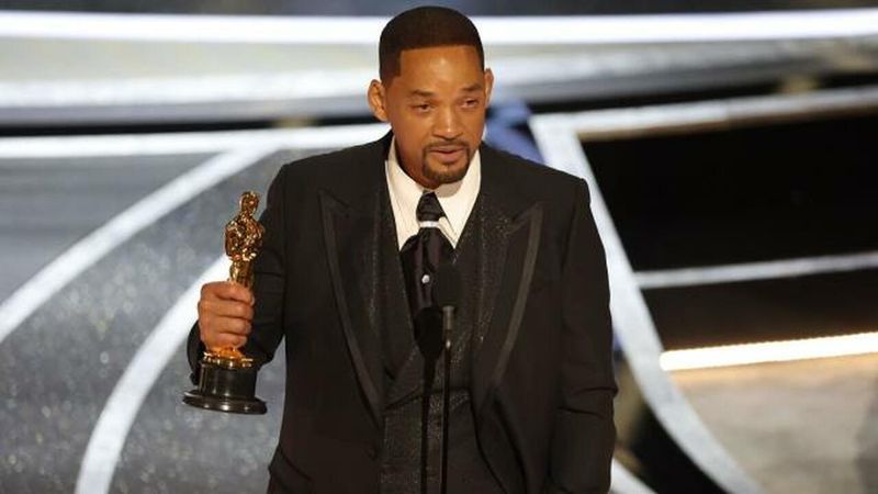 Kenny Rock, fratele lui Chris Rock vrea ca Will Smith să fie pedepsit, după ce l-a pălmuit pe actor la premiile Oscar.