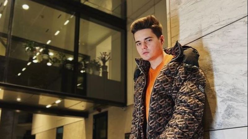 Selly a răbufnit &icirc;n mediul online, după ce haterii i-au dorit răul atunci c&acirc;nd a fost infectat cu COVID-19: &bdquo;Nu pot să &icirc;nțeleg menalitatea asta&rdquo;