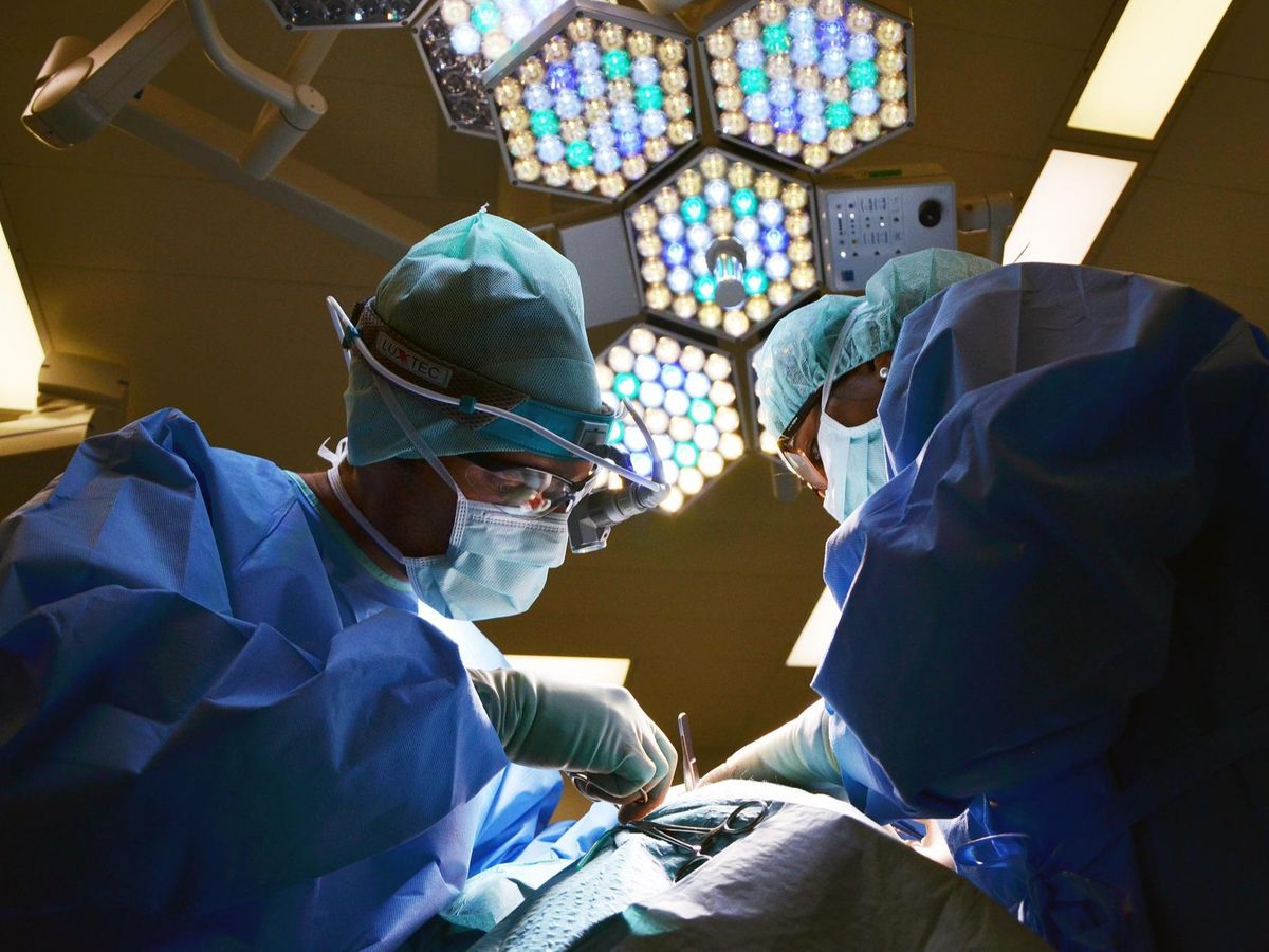 Dimineața Nebună. Ce se întâmplă cu fierea după ce ți-o scoți?! Audio