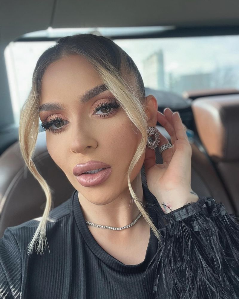 Oana Radu, pe mâna medicilor din Paris