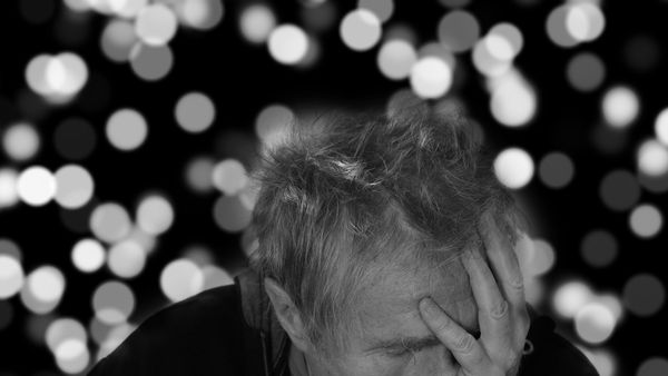 Dimineața Nebună. Studiu: legătura incredibilă dintre moțăiala din timpul zilei și Alzheimer. Audio