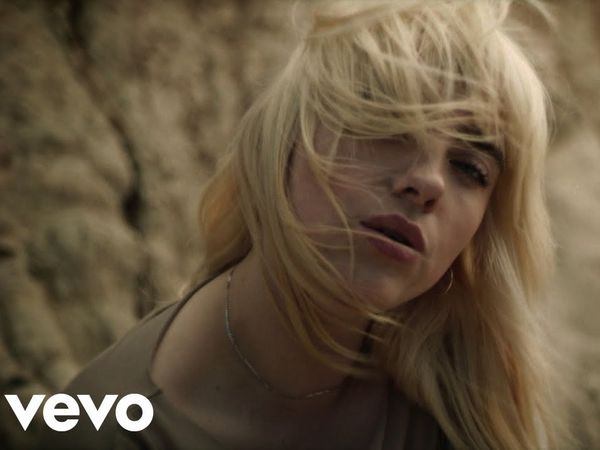 Billie Eilish și FINNEAS au interpretat &bdquo;Your Power&rdquo; la Stand Up For Ukraine, eveniment dedicat poporului ucrainean