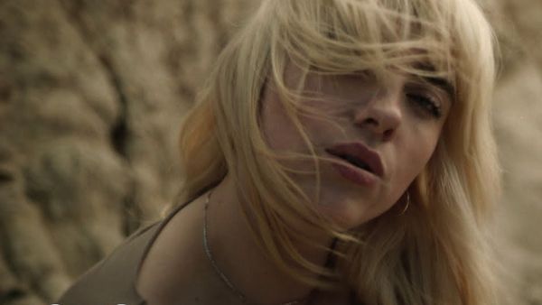 Billie Eilish și FINNEAS au interpretat „Your Power” la Stand Up For Ukraine, eveniment dedicat poporului ucrainean