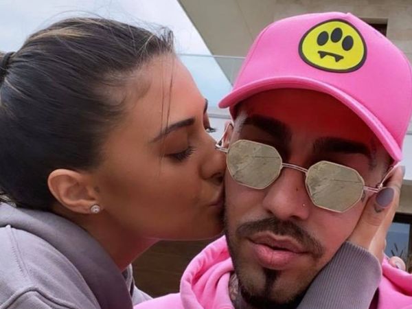 Alex Velea, dezvăluiri inedite despre relația cu Antonia! Este artistul un bărbat gelos?!: &bdquo;La ce femeie am și cum arată, ar fi trebuit să mă urc pe pereți&rdquo;