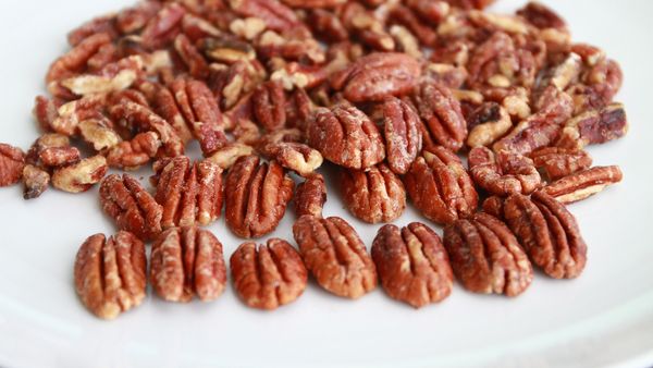 14 aprilie - Ziua nucilor pecan: Ce beneficii au pentru sănătate?