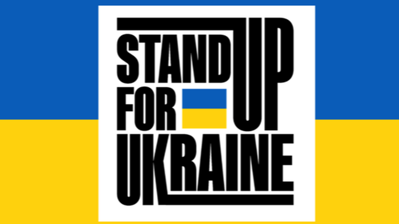 VIDEO: Alexandra Stan, Manuel Riva, Zdob și Zdub și Loredana Groza, printre artiștii rom&acirc;ni care s-au alăturat acțiunii "Stand Up For Ukraine"