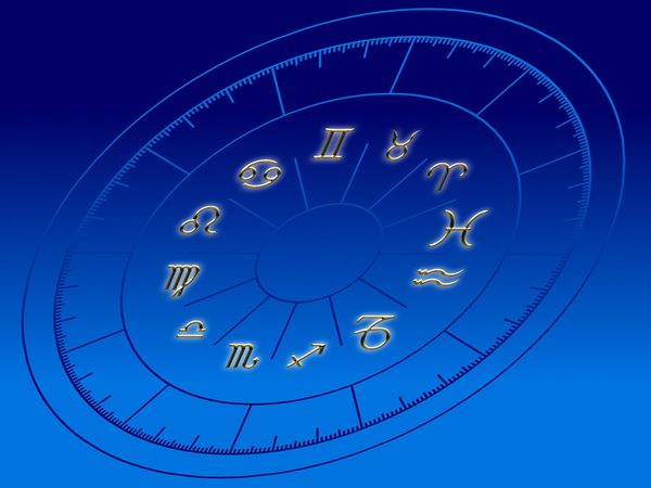 Horoscop zilnic 16 aprilie 2022: Zodiile care au noroc şi parte de o zi de vis &icirc;n S&acirc;mbata Floriilor
