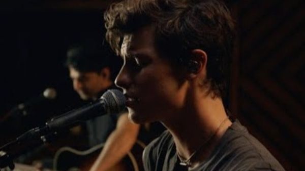 Shawn Mendes a lansat o versiune acustică a piesei „When You're Gone”