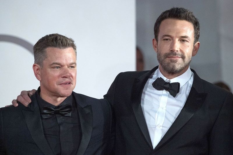 Ben Affleck și Matt Damon lucrează la un nou film despre colaborarea legendară dintre Nike și Michael Jordan