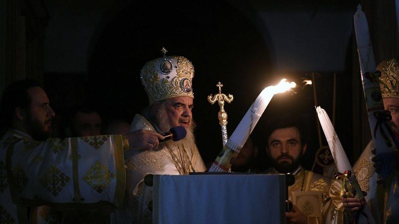 Noaptea de Înviere 2022: La ce oră începe slujba?