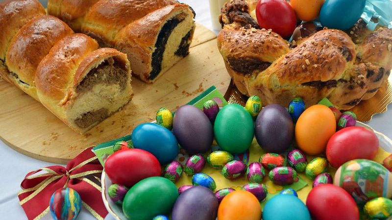 Mesaje de Paşte 2022: Urări şi felicitări cu Hristos a &Icirc;nviat!