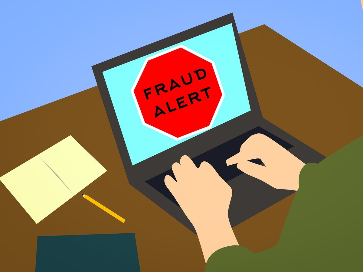 O nouă metodă de fraudă online! Link-urile pe care nu trebuie să le deschideți zilele acestea