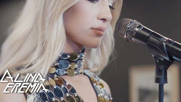 Alina Eremia a lansat „Arată-mi”, în varianta acustică: „Este a doua piesă din seria de piese nelansate”