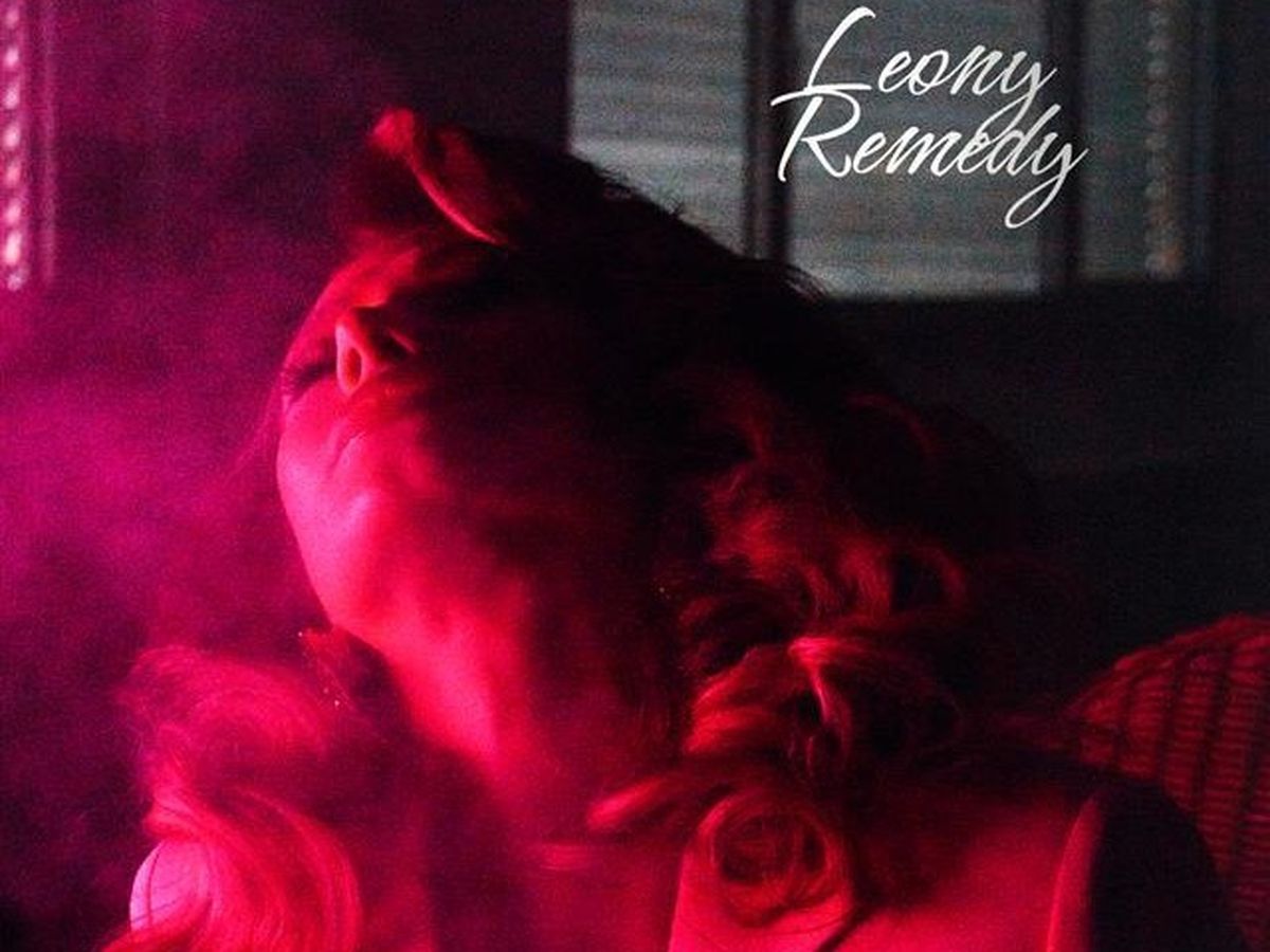 Leony ne aduce un remediu pentru zile negre, &icirc;n noua sa piesă. &bdquo;Uneori e nevoie doar de o singură persoană&rdquo;