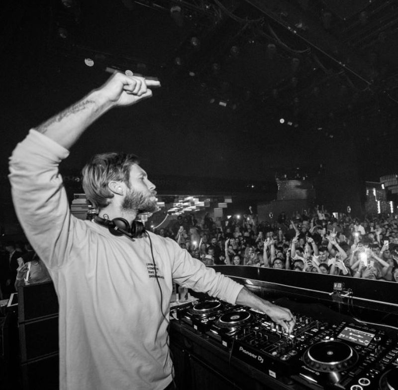 Calvin Harris, în premieră în România