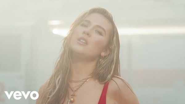 MIMI WEBB - House On Fire