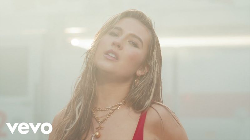 MIMI WEBB - House On Fire