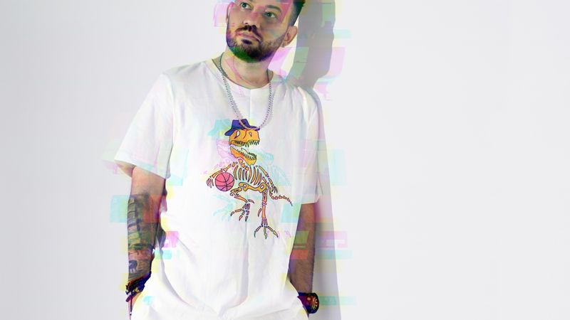 Mario Joy a lansat &bdquo;Ce am face noi&rdquo;! Piesa este o declarație de dragoste pentru soția sa: &bdquo;Mulți&nbsp;ascultători se vor regăsi &icirc;n această piesă și &icirc;n tema ei&rdquo;