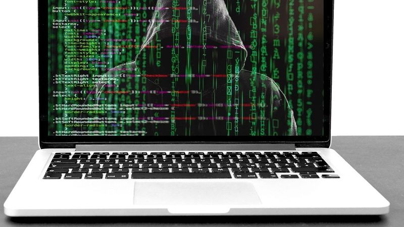 Sistemul de operare Windows, noua țintă vizată de hackeri: &bdquo;PC-ul meu a fost infectat și toate fișierele au fost criptate&rdquo;