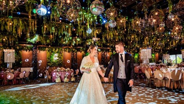 Câţi bani se dau la o nuntă în 2022? Suma minimă pentru darul mirilor