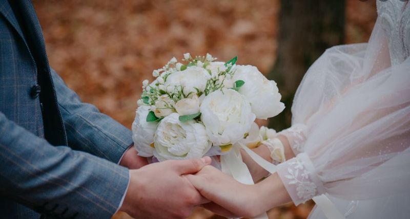 Câţi bani se dau la o nuntă în 2022? Suma minimă pentru darul mirilor