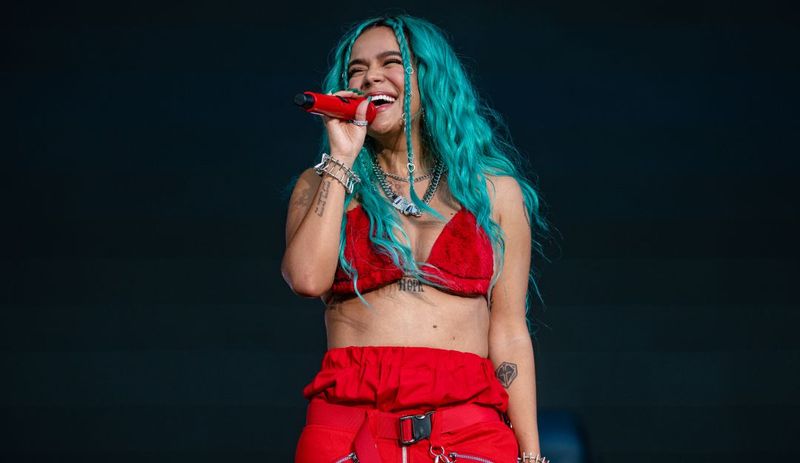 Karol G scrie istorie! Piesele „Provenza” și „Mamiii” sunt în topul Billboard Latino, pe locul 1 și pe locul 2