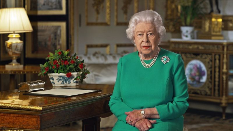 Regina Elisabeta a II-a nu va participa la petrecerile din grădina Palatului Buckingham de anul acesta