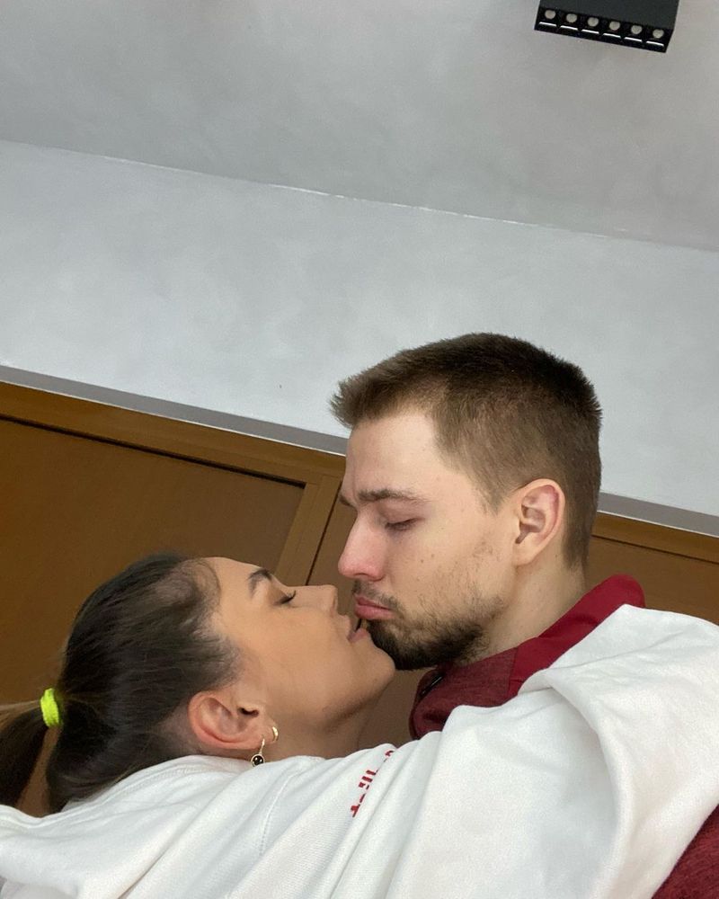 Mira, primele imagini cu noul iubit! Cu cine este într-o relație artista?!