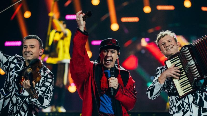 Băieții de la Zdob și Zdub și Frații Advahov s-au calificat &icirc;n finala Eurovision de la Torino! VIDEO