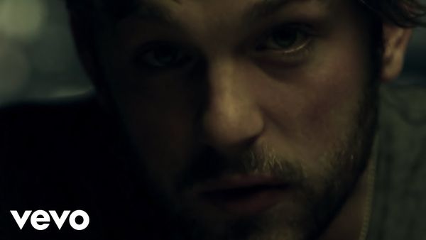 KINGS OF LEON - Use Somebody