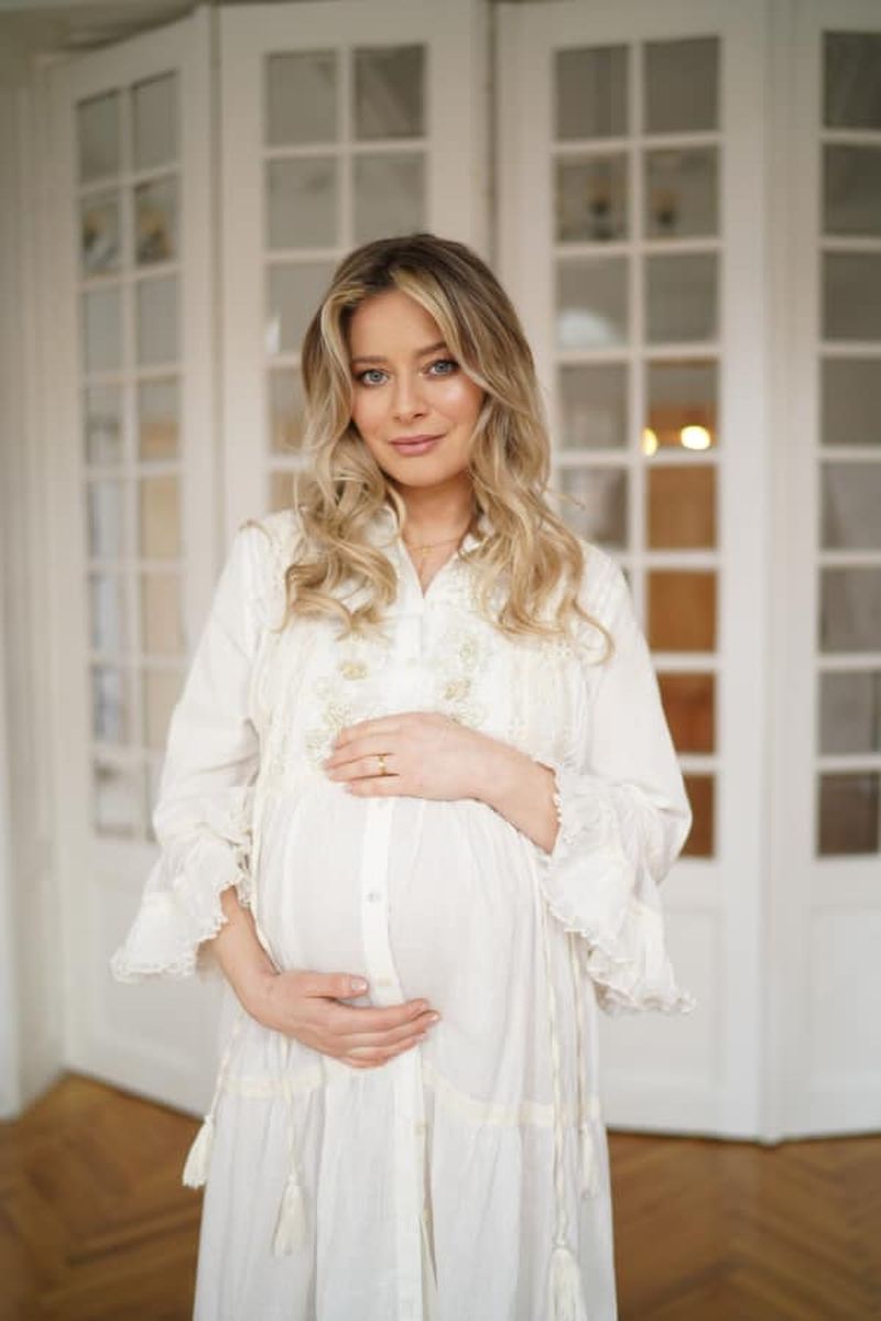 Laura Cosoi dorește să nască natural și cel de-al treilea copil