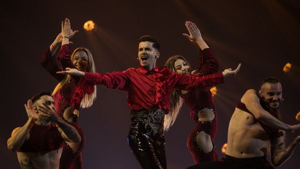 WRS a urcat pe scena Eurovision la Torino! Cum s-a descurcat. VIDEO