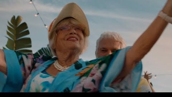 Ofenbach a lansat videoclipul piesei &bdquo;4U&rdquo; - VERSURI aici