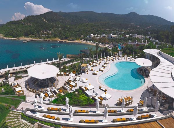 C&acirc;t costă o vacanţă &icirc;n Turcia &icirc;n 2022? Cele mai frumoase staţiuni