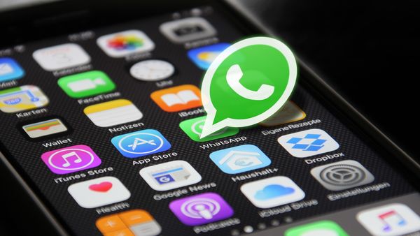 Cum poţi să foloseşte WhatsApp pe două telefoane?