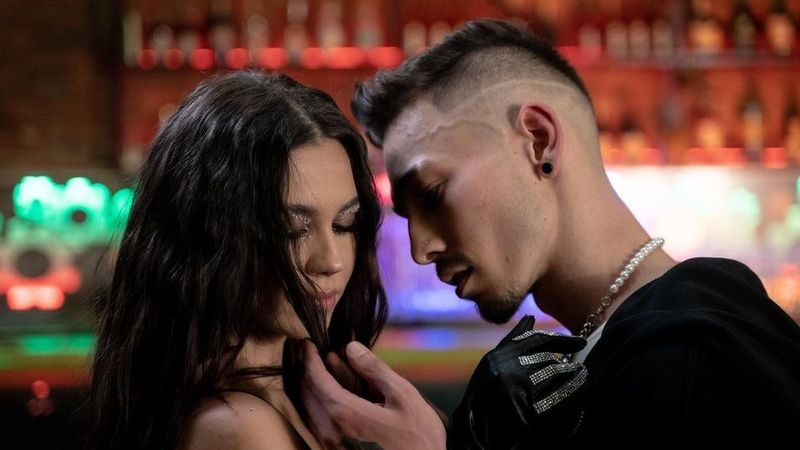 Juno și Mira au lansat piesa &bdquo;Toată noaptea&rdquo;