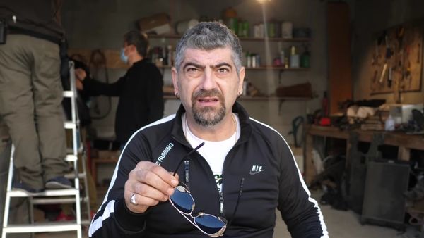 Actor din &icirc;nt&acirc;mplare! Ovidiu Niculescu, artistul care &icirc;i da viață personajului Viorel din serialul de comedie &ldquo;Strada Speranței&rdquo;, la Kanal D, face dezvăluiri inedite   