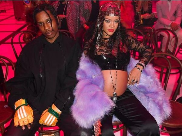 Rihanna a născut! Artista a devenit mamă și a adus pe lume un băiețel