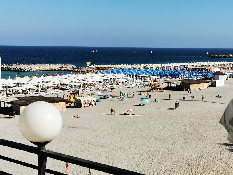 Ce temperatură are apa mării? Prognoza pentru 20 mai - 20 iunie 2022