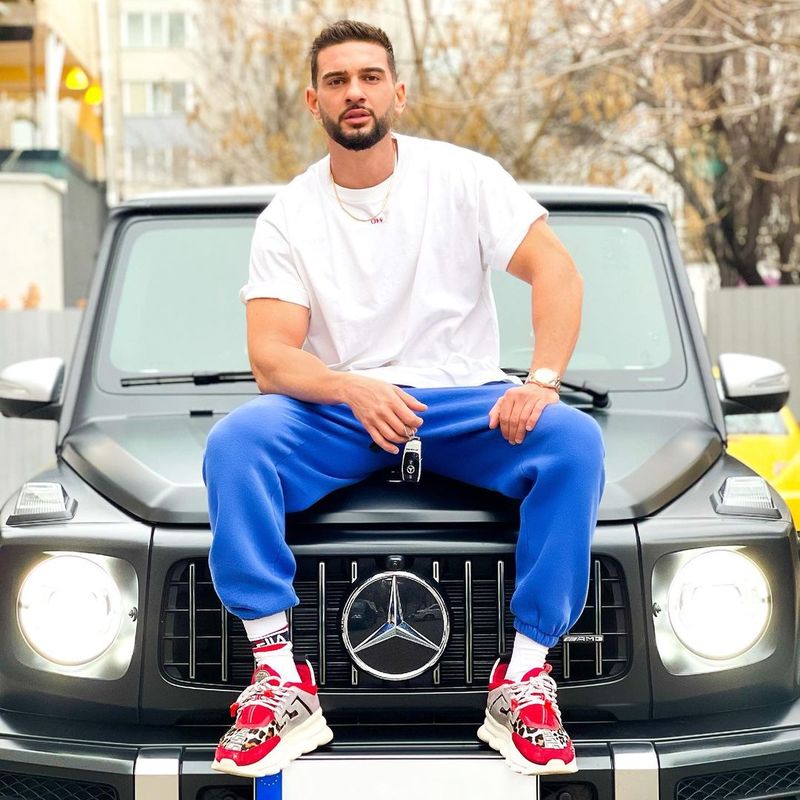 Cât costă o casă făcută de Dorian Popa