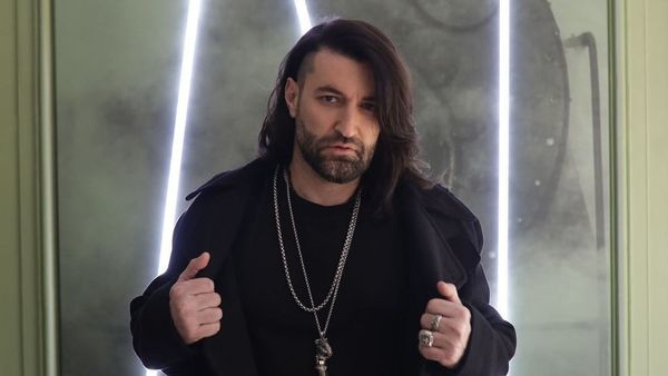 PREMIERĂ: Smiley va lansa o piesă nouă în cadrul concertului de la Sala Polivalentă: „Este piesa care va aduce vara mai devreme”