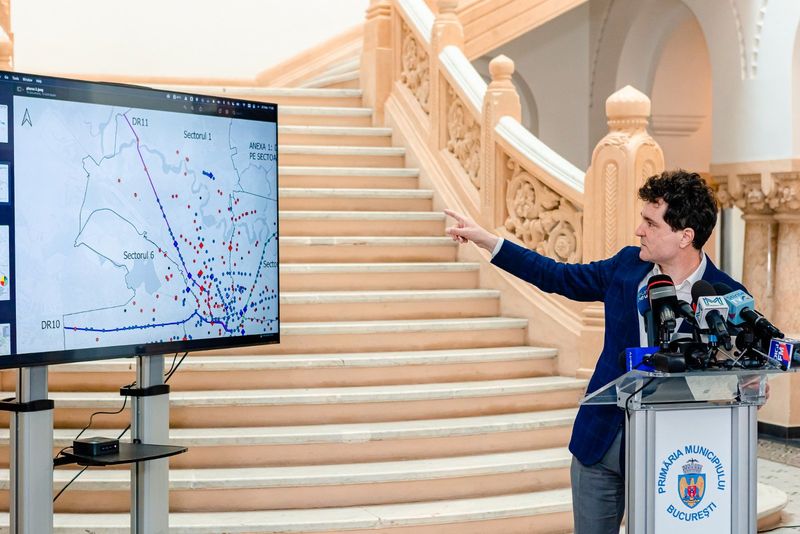 Dimineața Nebună. Nicușor Dan vrea să schimbe becurile de pe străzile capitalei, însă primăria nu are bani pentru asta. Audio