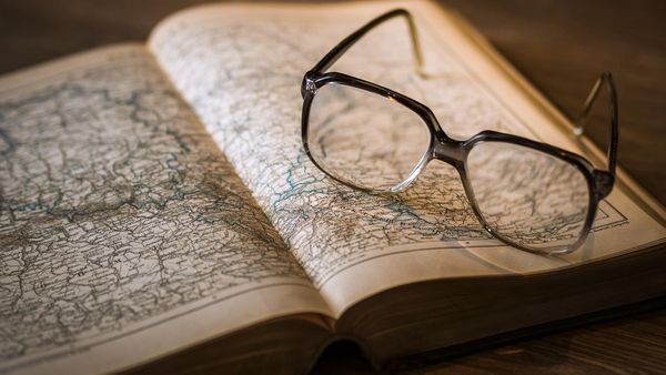 Bancul zilei de vineri, 27 mai 2022: Profesoara îi întreabă pe copii ce fel de meserii au tații lor